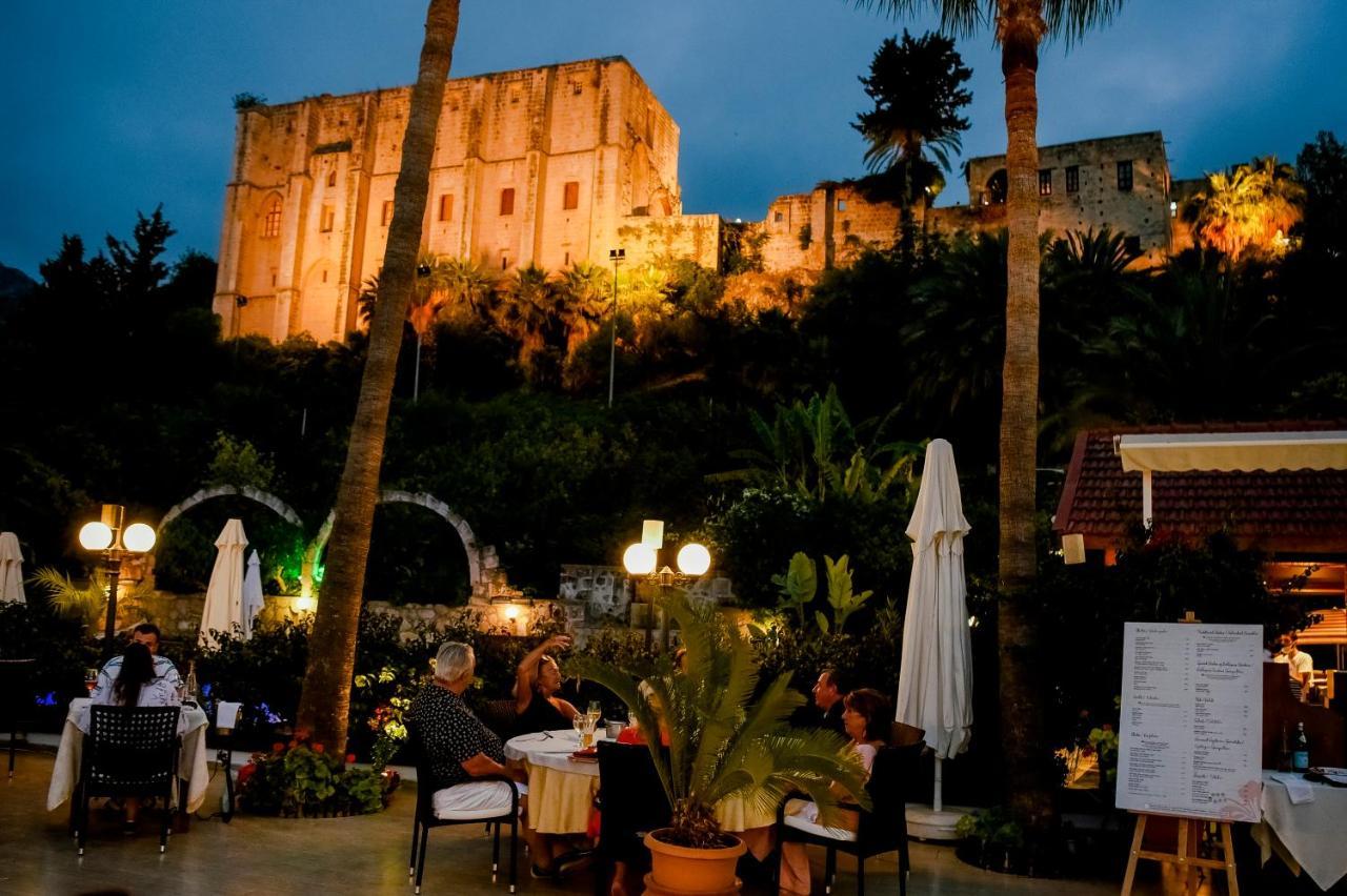 Bellapais Gardens Hostel Exterior photo
